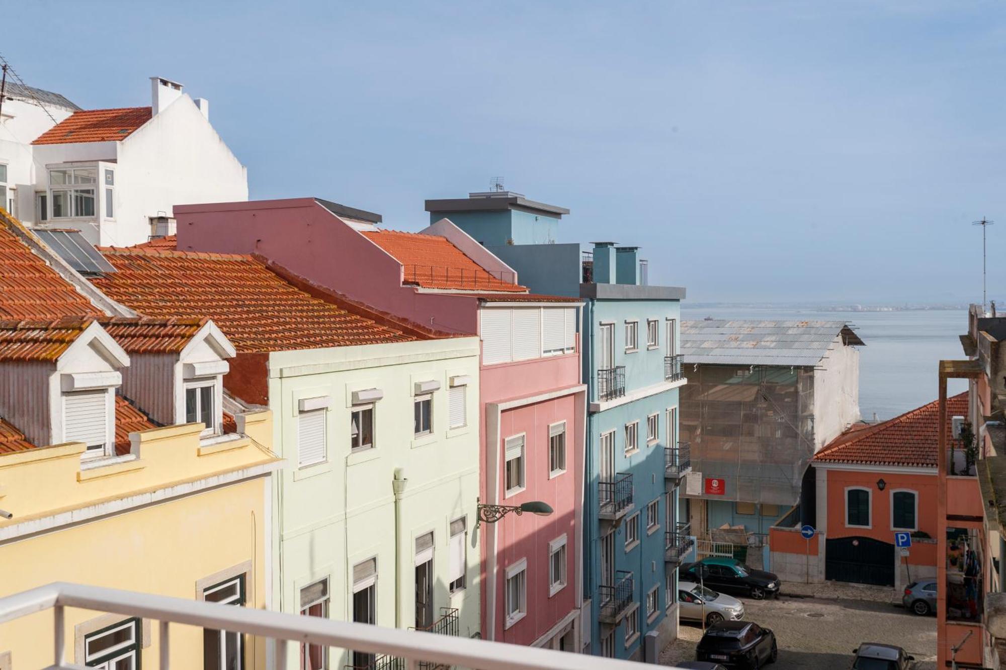 Cortes Apartment In Lisbon Historic Neighborhood Exteriör bild